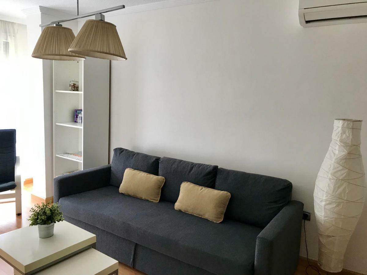 Apartamentos Centro Малага Экстерьер фото